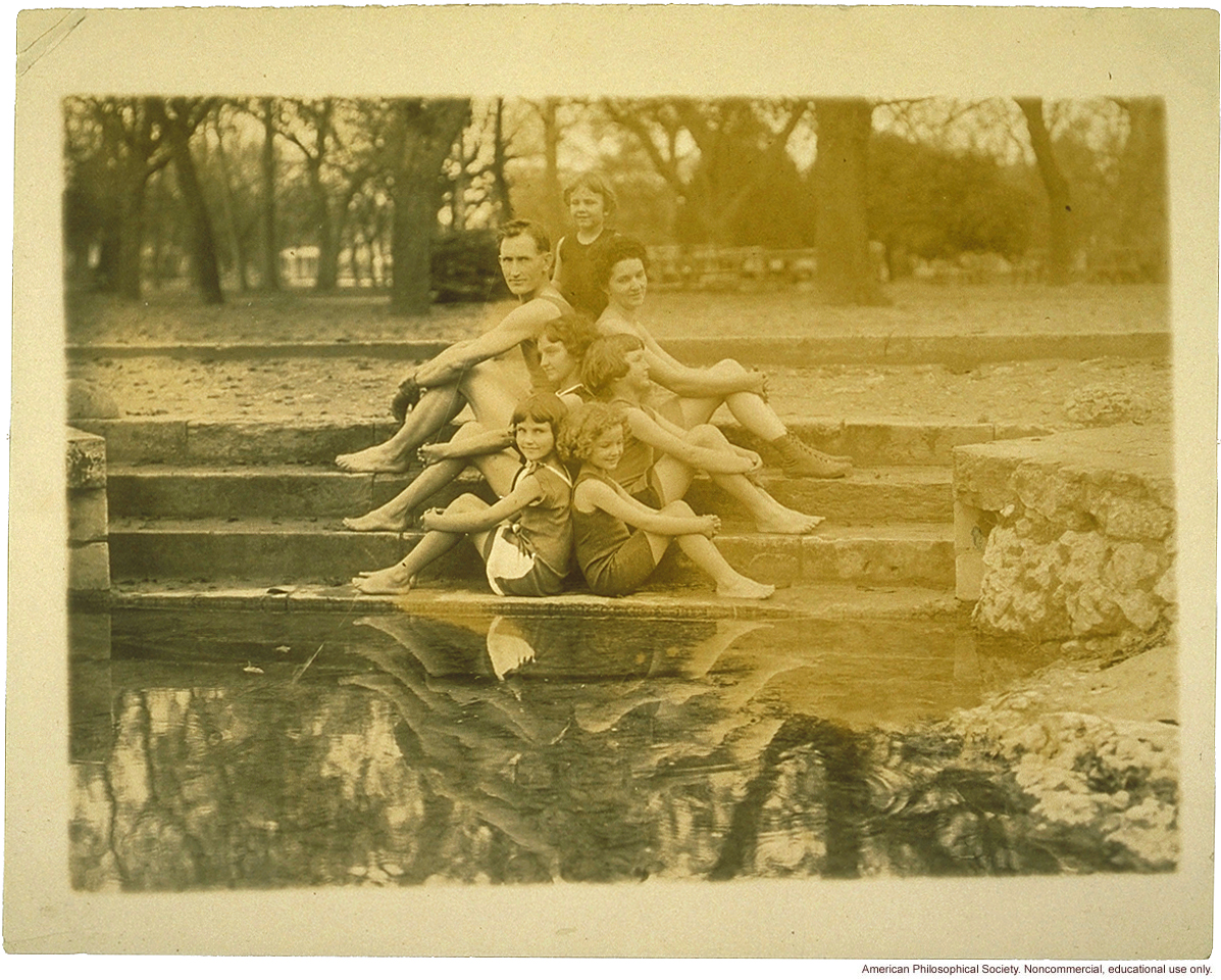 &quote;Large family&quote; winner, Fitter Families Contest, Texas State Fair (1925)