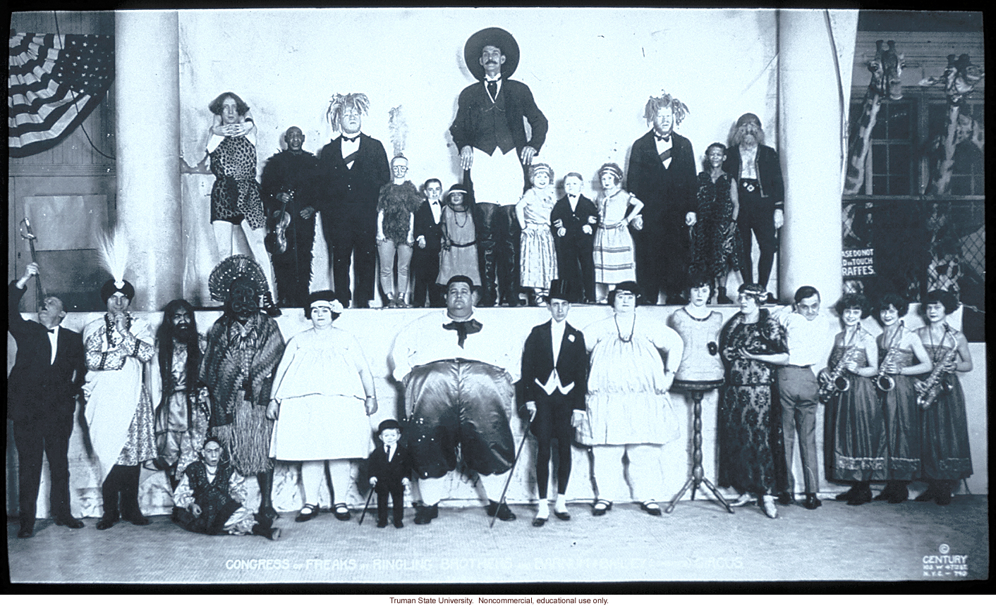 A group photo of circus acts (Congress of Freaks, Ringling Brothers Circus).