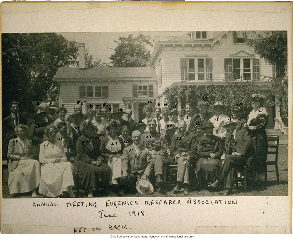 Eugenics Record Office, Annual Meeting of the Eugenics Research Association, 1918 (Laughlin in front, Stewart House in background)