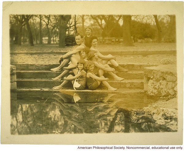 &quote;Large family&quote; winner, Fitter Families Contest, Texas State Fair (1925)