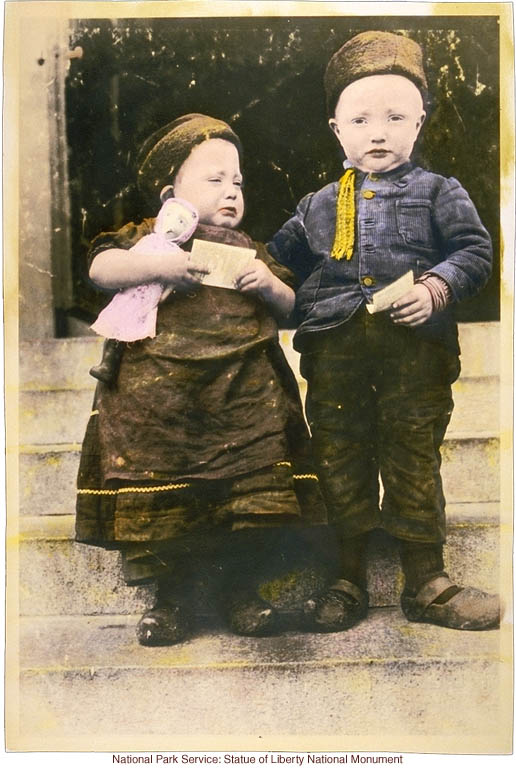 Dutch children at Ellis Island (Photograph by Augustus Sherman)